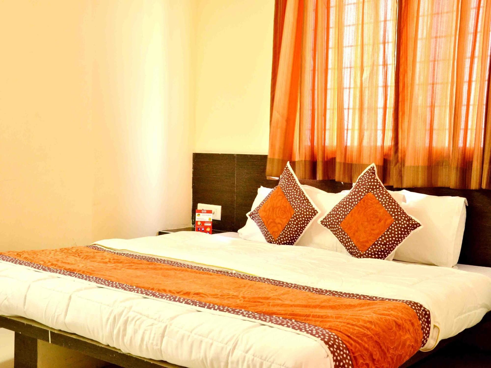 Hotel Vijay Nagar Індаур Екстер'єр фото