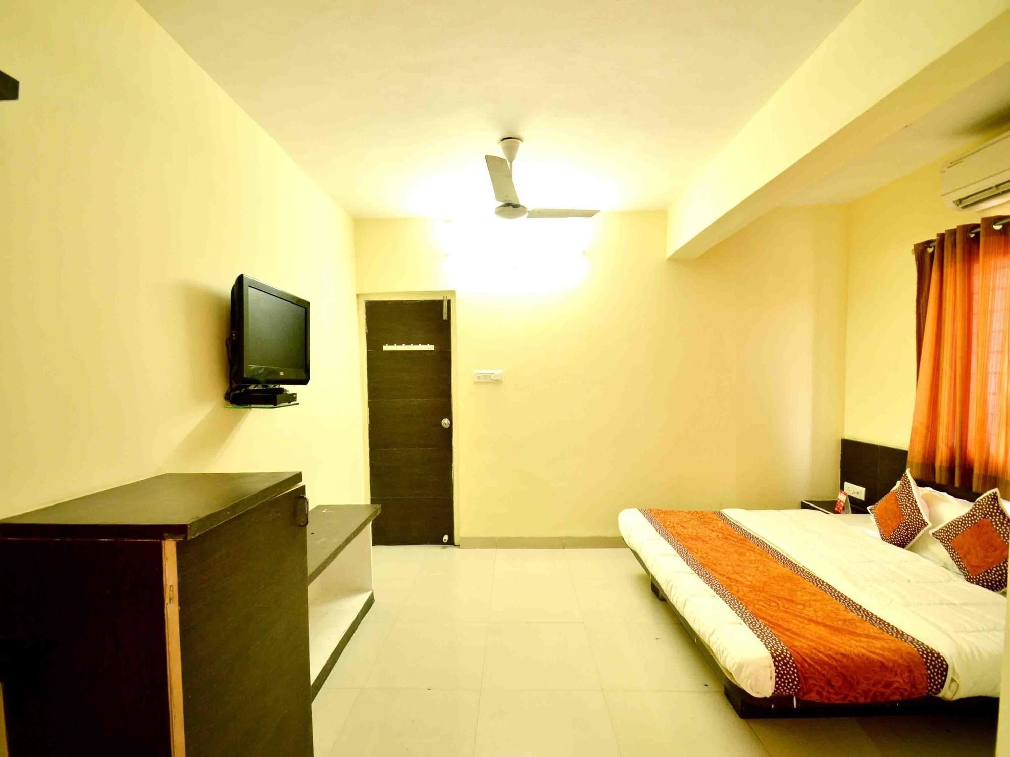 Hotel Vijay Nagar Індаур Екстер'єр фото